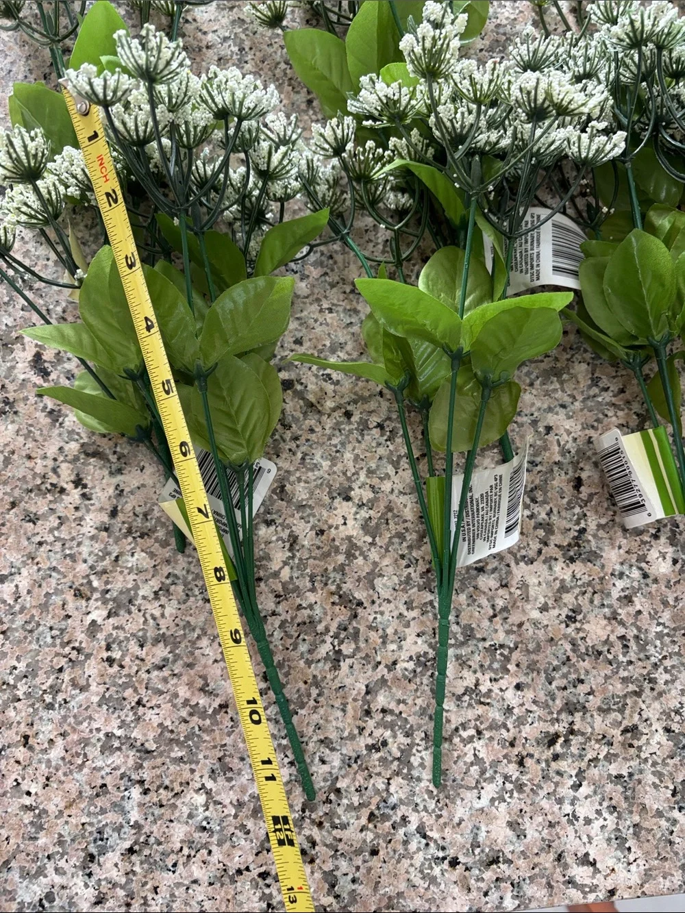 NWT Artificial Queen Anne’s Lace Stem Bundle (6 pieces) in White and Green